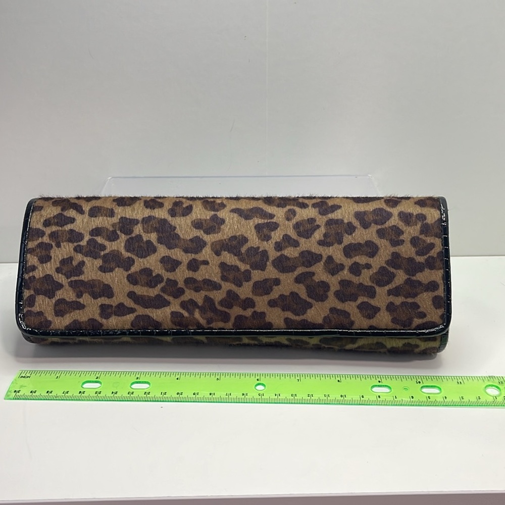 Brown Leopard Print Clutch - Picture 3 of 11